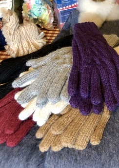 Gloves- 100% Alpaca Cable Gloves