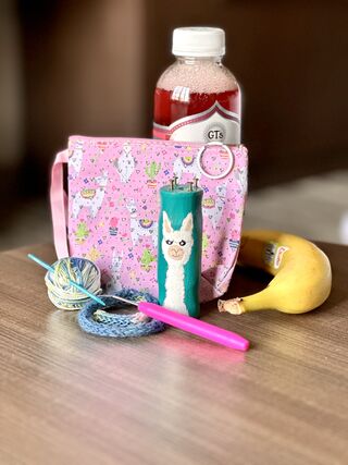 Alpaca Knitting Doll Kit