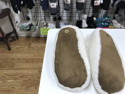 Alpaca slippers toddler size 33 European