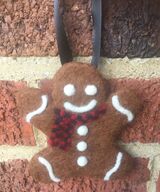 Gingerbread Man - Buffalo Plaid