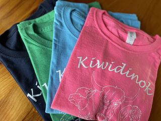 Kiwidinok Farm T-Shirts