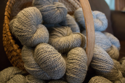 Alpaca Blend Worsted Yarn: Touch of Grey
