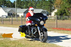 Who needs a sleigh when you have a Harley!