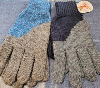 2 Color Gloves